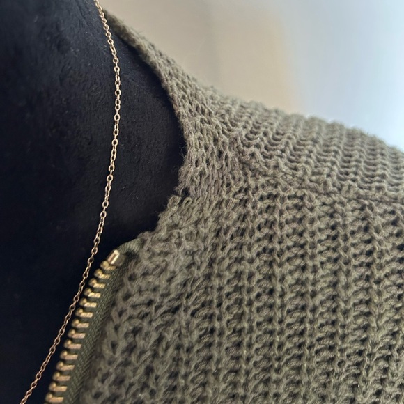 ABS Allen Schwartz Woman’s Large Long-Sleeve Zip-Up Green Knit Pull-Over Sweater - Picture 5 of 9